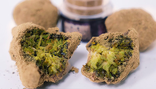 Что такое лунный камень